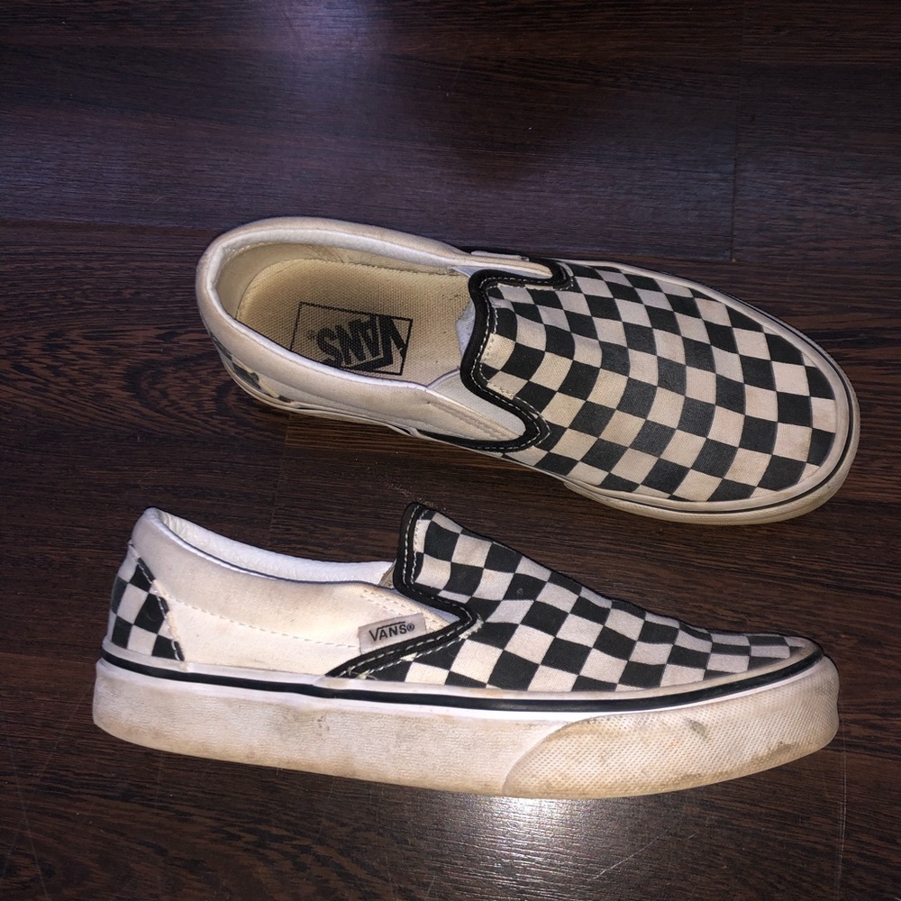 b&w checkerboard vans